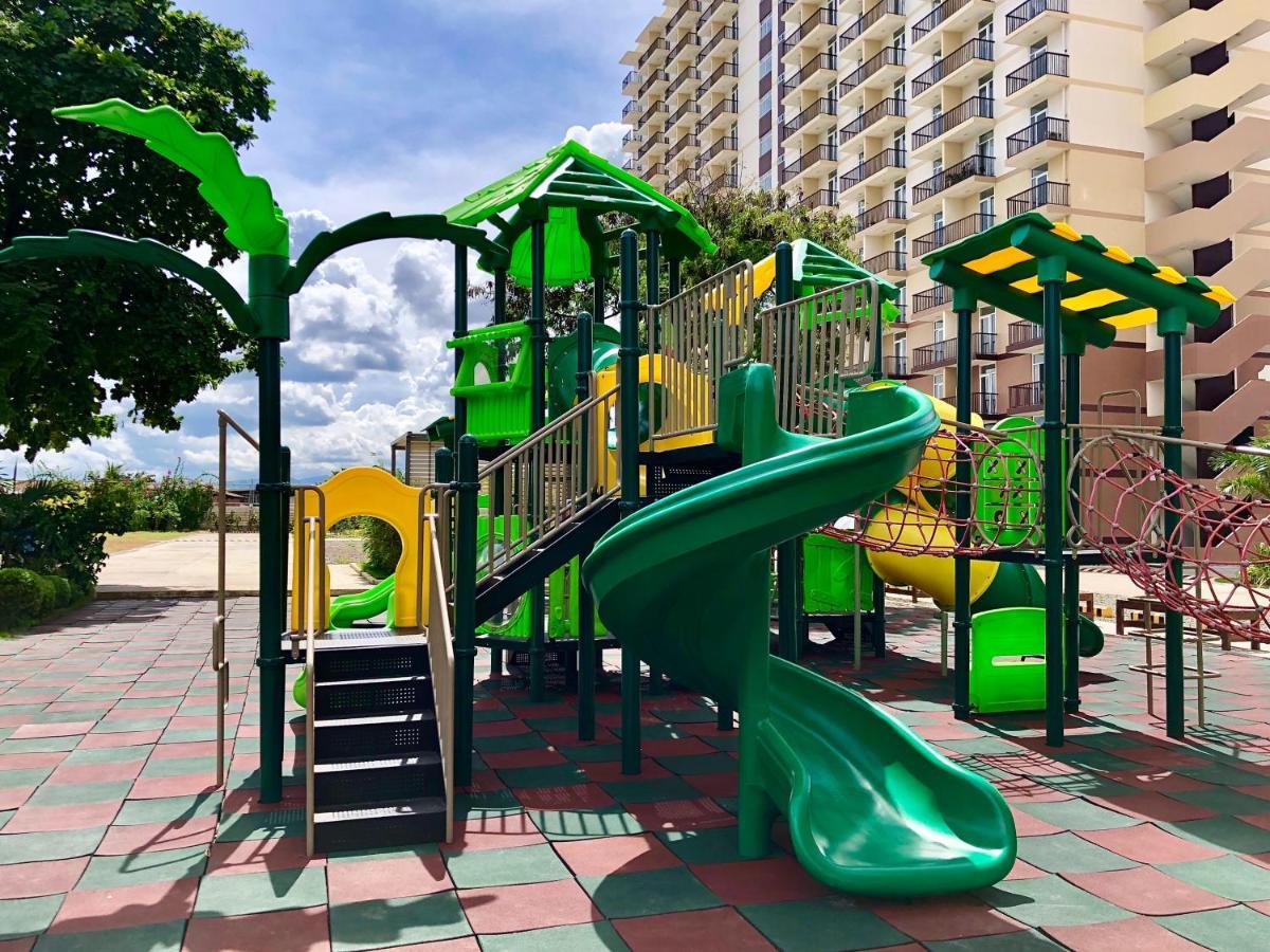 Condo W/ Balcony Near Mactan International Airport Lapu-Lapu City Luaran gambar